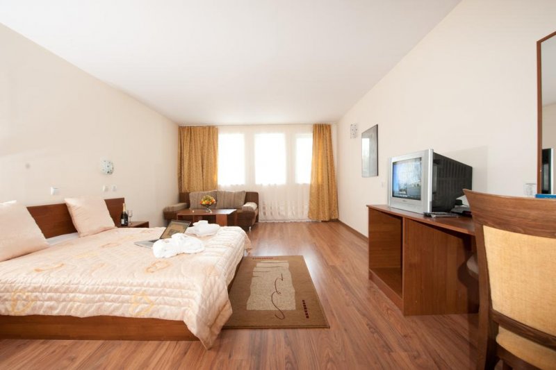 Хотел Яев - Снимка 8