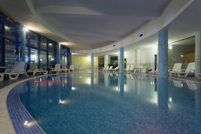 Хотел Елена - Снимка 1