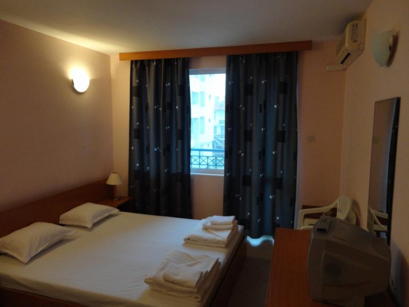 Хотел Антарес - Снимка 11