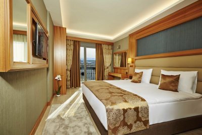 Ikbal Deluxe Hotel