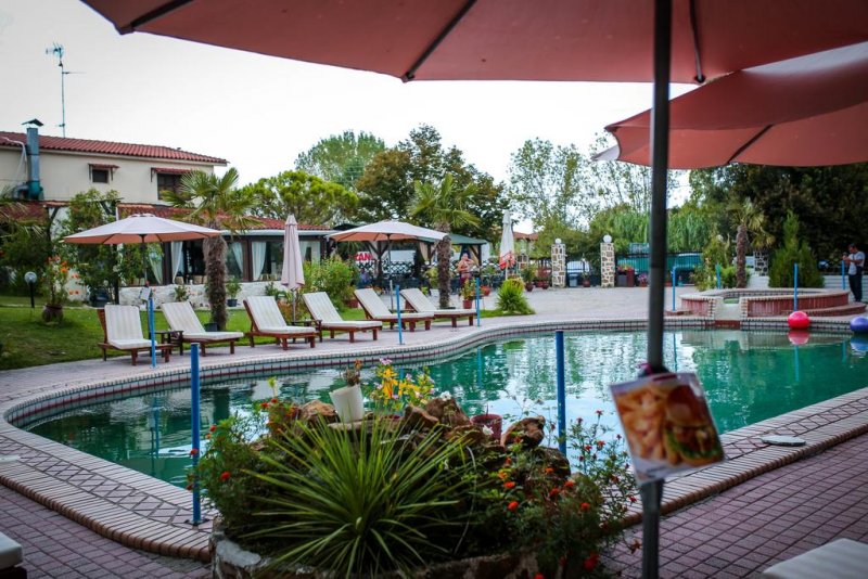 Jenny Hotel - Снимка 9