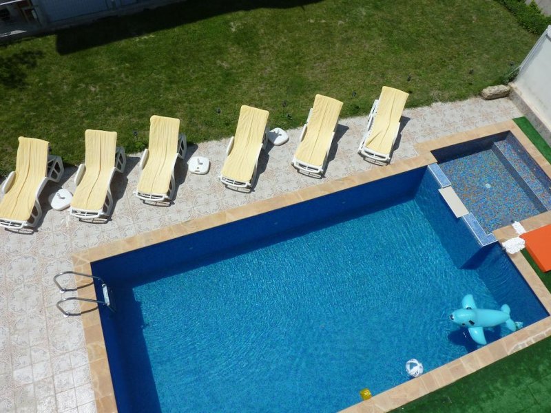 Семеен Хотел Сага - Снимка 8