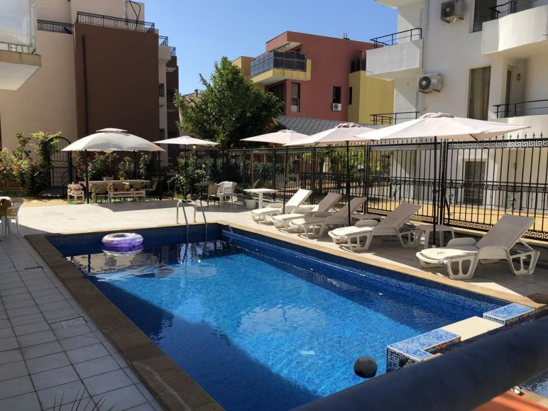 Семеен Хотел Сага - Снимка 1