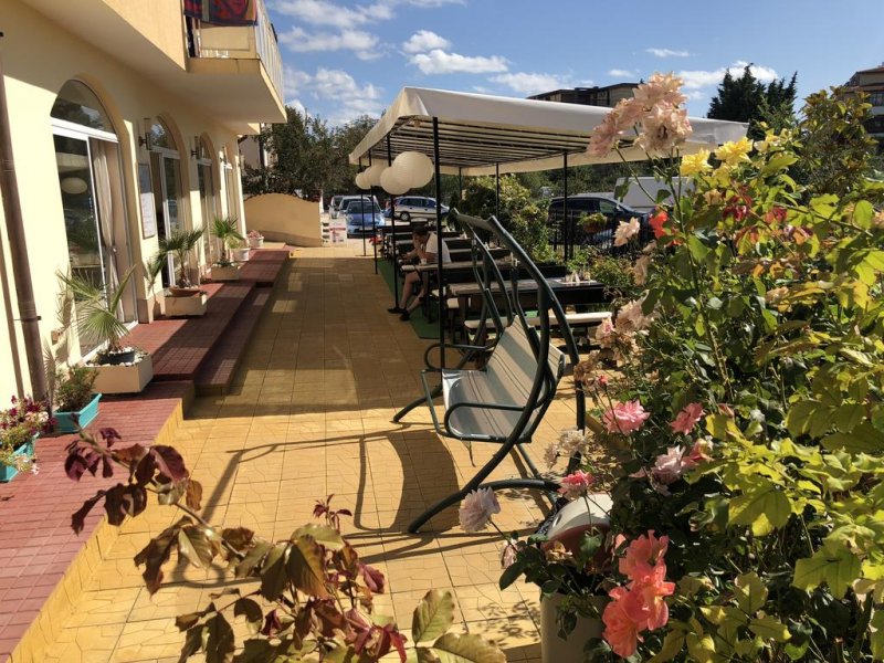 Семеен Хотел Сага - Снимка 8