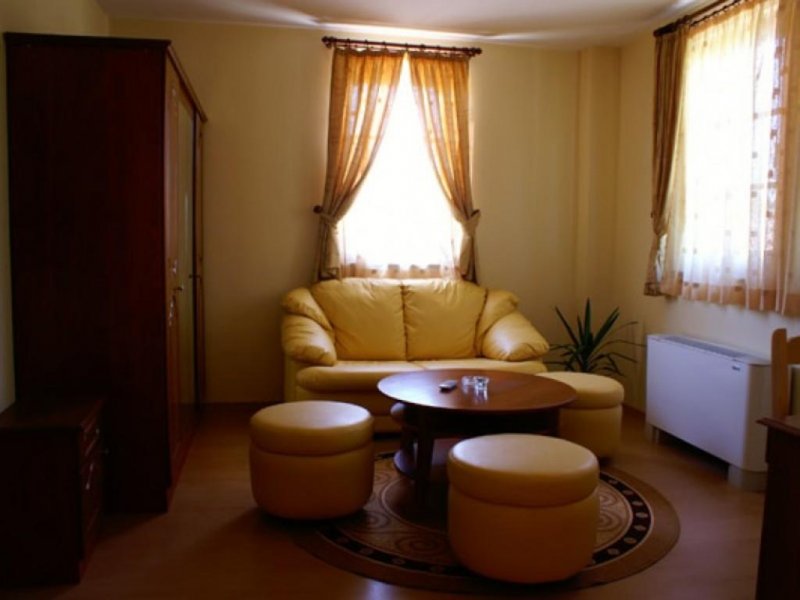 Семеен хотел Изгрев - Снимка 3