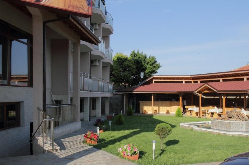 Семеен хотел Акре - Снимка 2