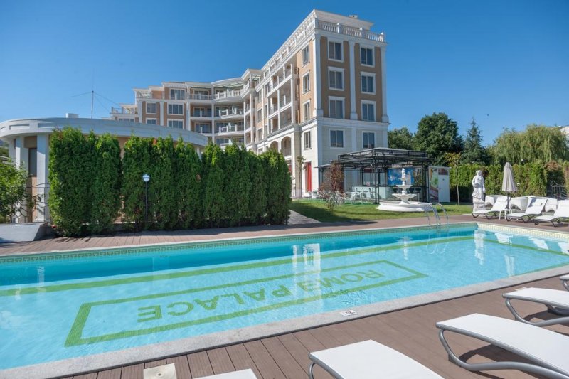 Хотел Рома Палас Делукс - Снимка 8