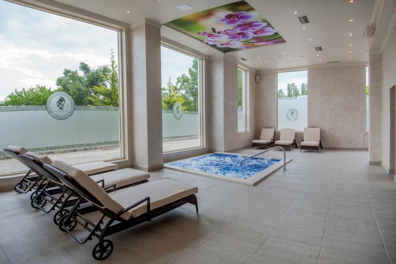 Хотел Рома Палас Делукс - Снимка 4