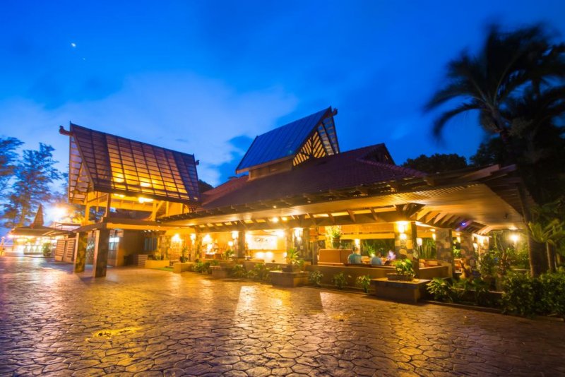 Phuket Island View Hotel - Снимка 1