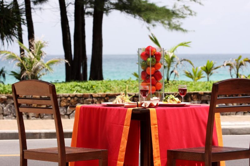 Phuket Island View Hotel - Снимка 8