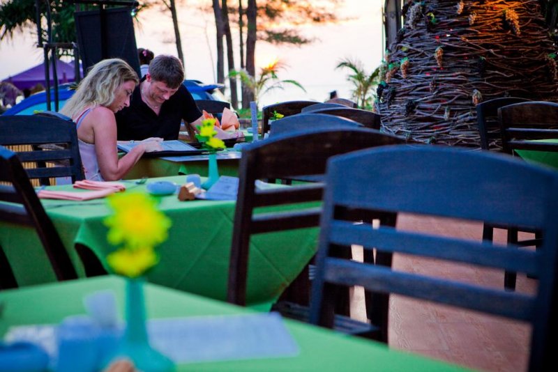 Phuket Island View Hotel - Снимка 7