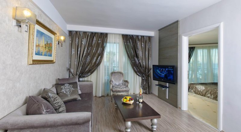 Elinotel Apolamare  - Снимка 2