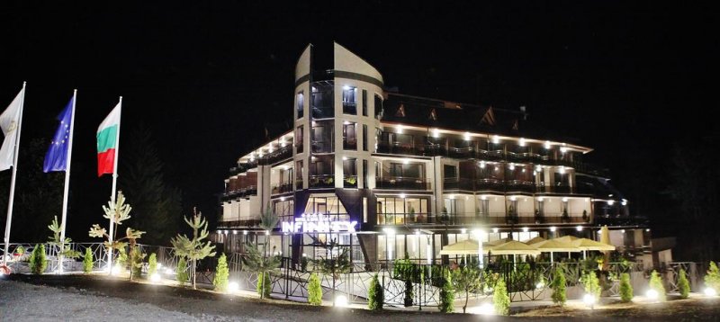 Инфинити Хотел Парк и СПA - Снимка 11