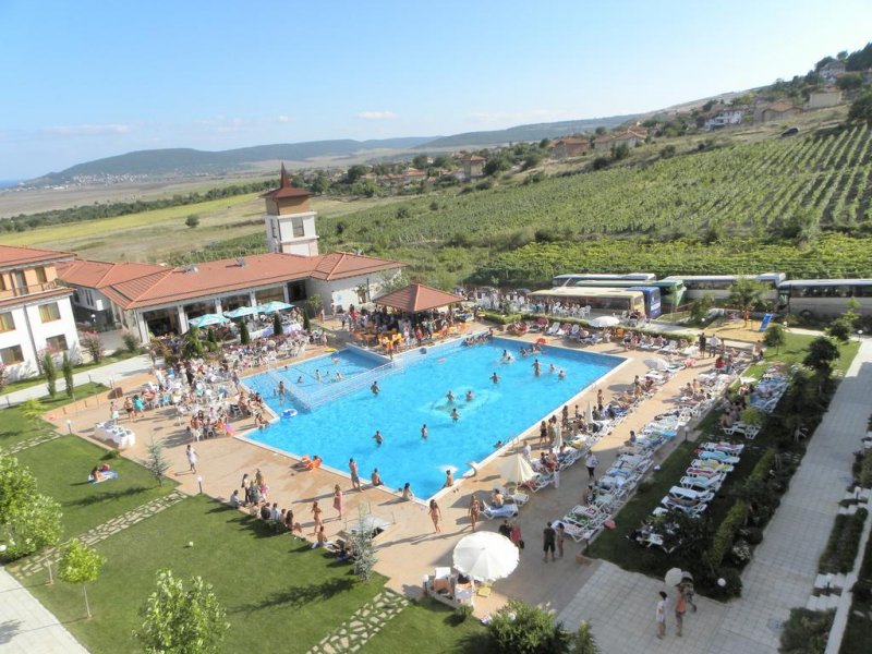 Апарт Комплекс Хармони Хилс - Снимка 9