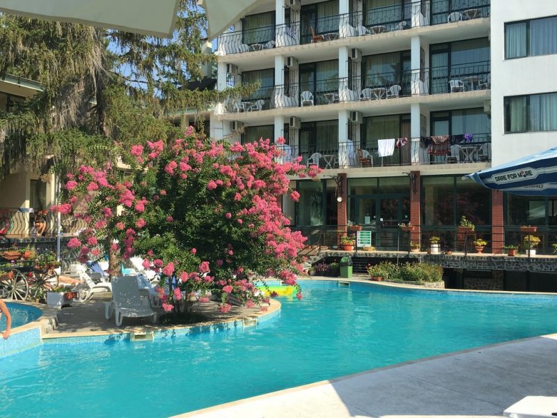 Парк хотел Бриз - Снимка 0