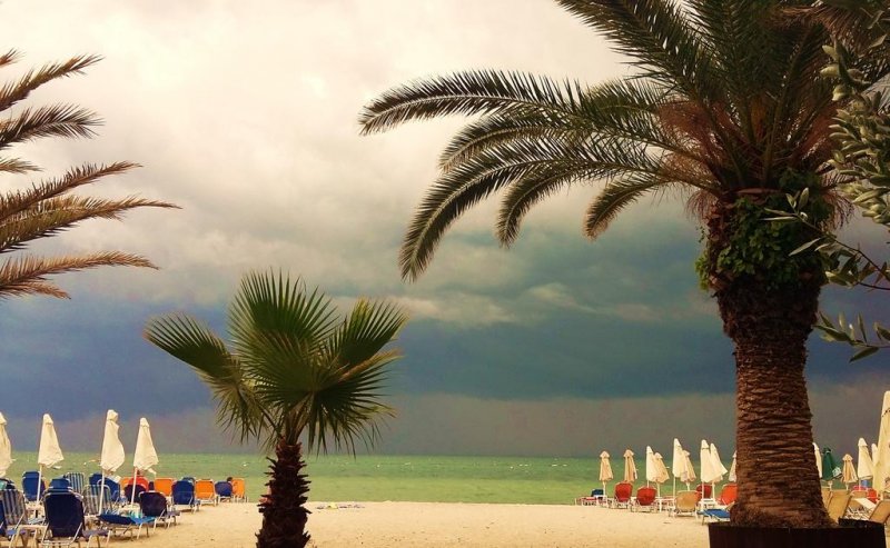 Hotel Avra - Снимка 0