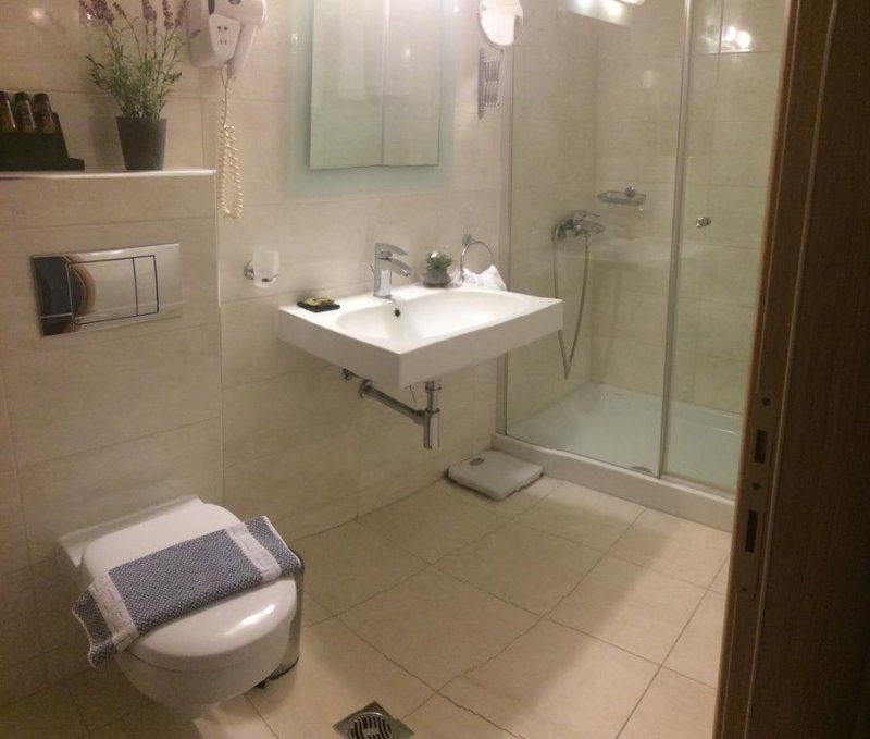 Hotel Avra - Снимка 3