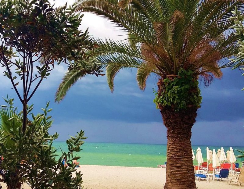 Hotel Avra - Снимка 9