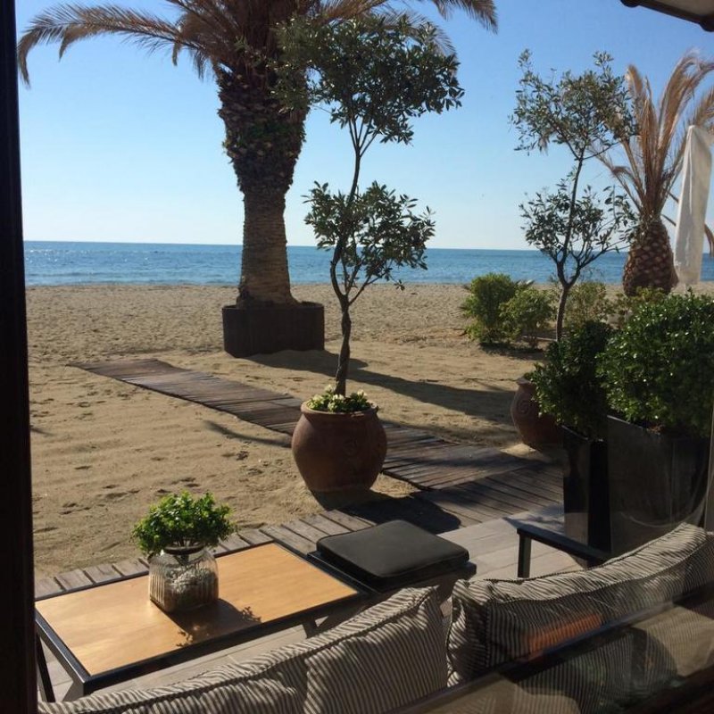 Hotel Avra - Снимка 9