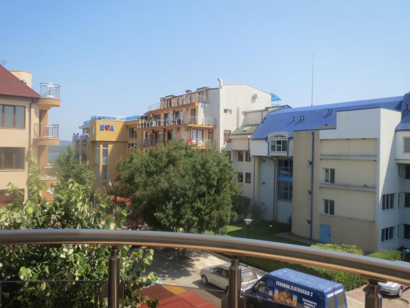 Хотел Голдън Лион - Снимка 9