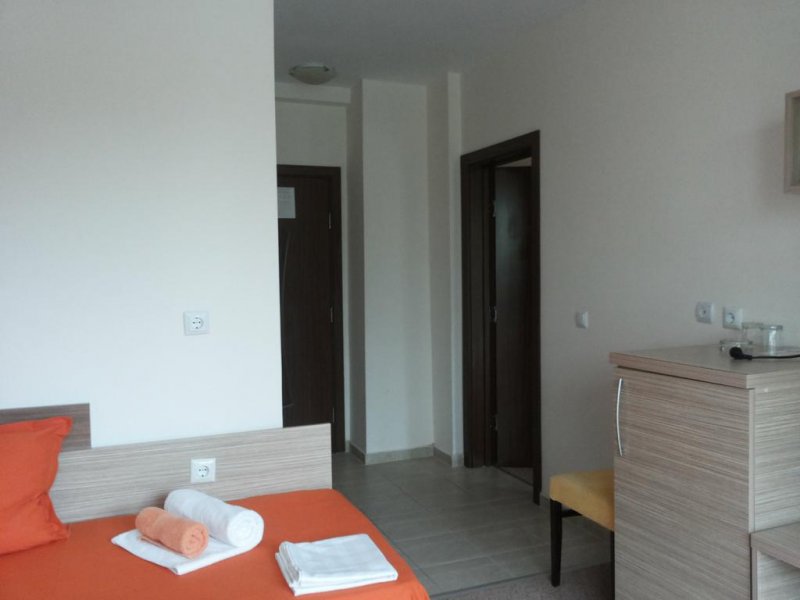 Хотел Голдън Лион - Снимка 4