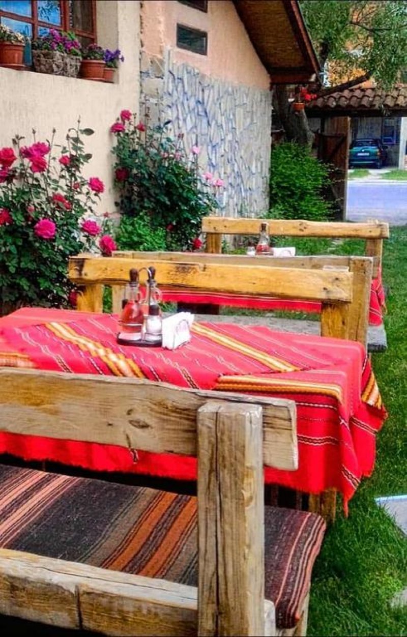 Семеен хотел Крайпътен рай - Снимка 4