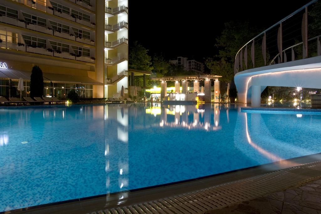 3, 5 или 7 нощувки на човек на база All Inclusive + басейн в Гранд хотел Оазис, Слънчев бряг, само на 80 м. от плажа. БЕЗПЛАТНО-Дете до 13г. - Снимка 33