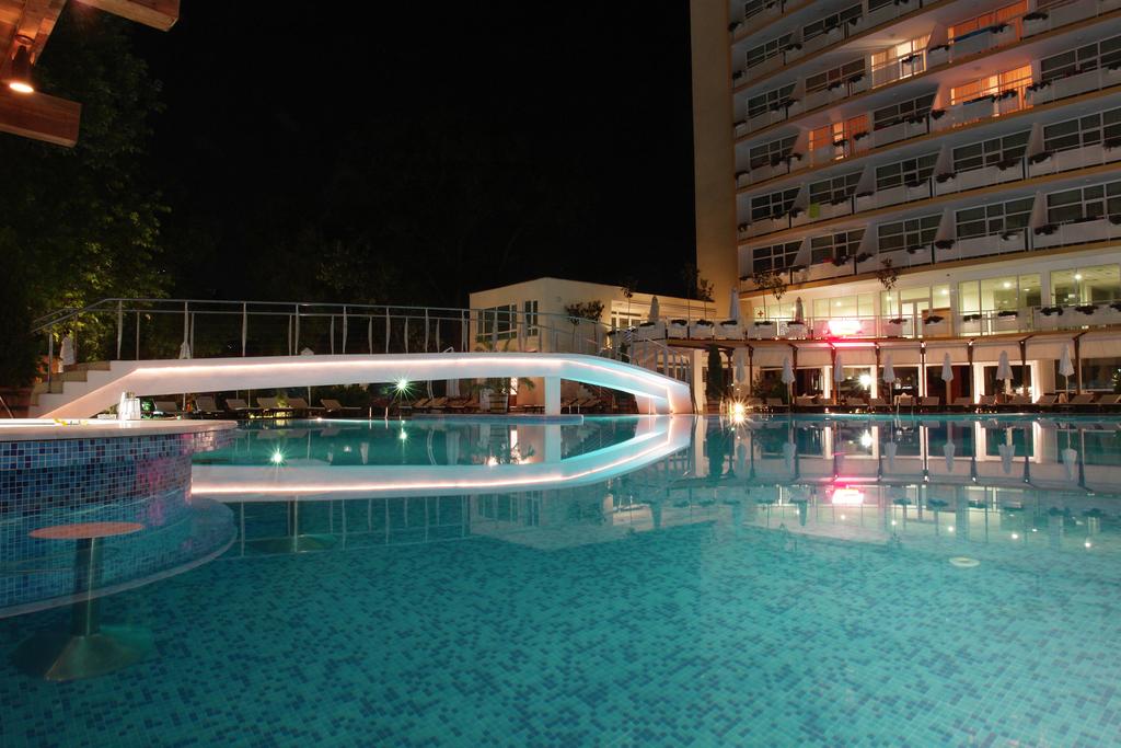 3, 5 или 7 нощувки на човек на база All Inclusive + басейн в Гранд хотел Оазис, Слънчев бряг, само на 80 м. от плажа. БЕЗПЛАТНО-Дете до 13г. - Снимка 28