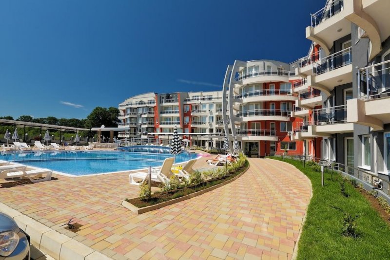 Апартхотел Емберли - Снимка 0