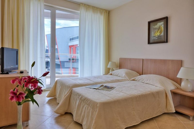 Апартхотел Емберли - Снимка 10