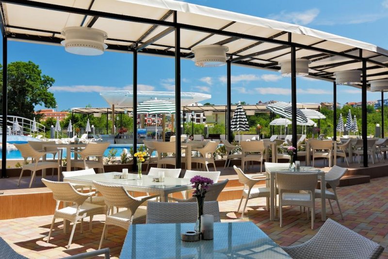 Апартхотел Емберли - Снимка 9