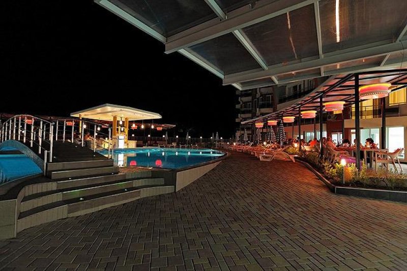 Апартхотел Емберли - Снимка 11