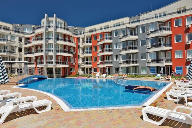 Апартхотел Емберли - Снимка 2