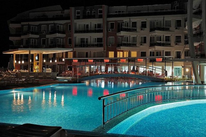 Апартхотел Емберли - Снимка 11