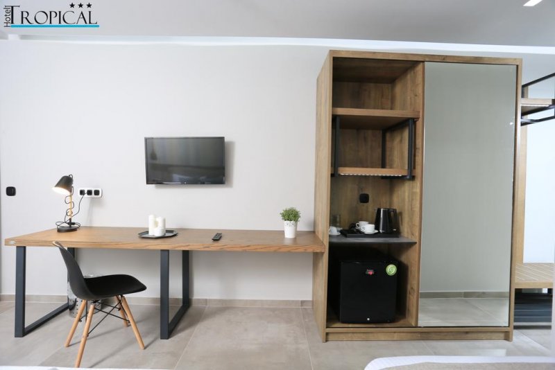 Hotel Tropical - Снимка 2