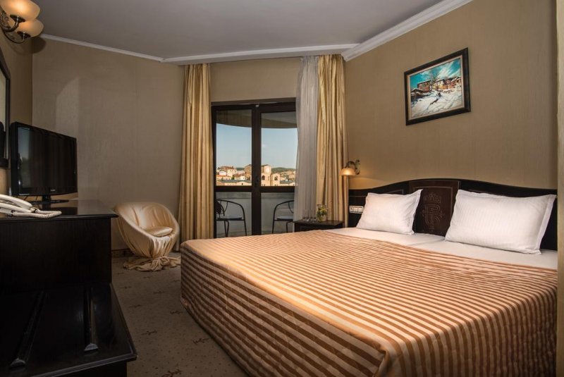 Интерхотел Велико Търново - Снимка 8