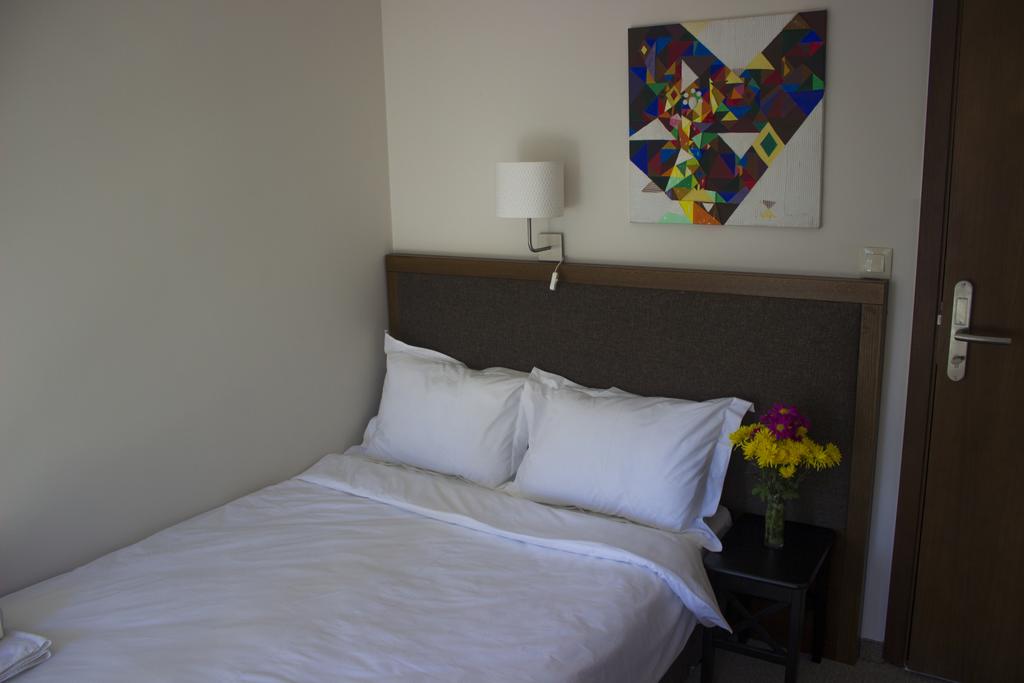 Нощувка със закуска + сауна, парна баня и джакузи в Хотел Триград - Снимка 22