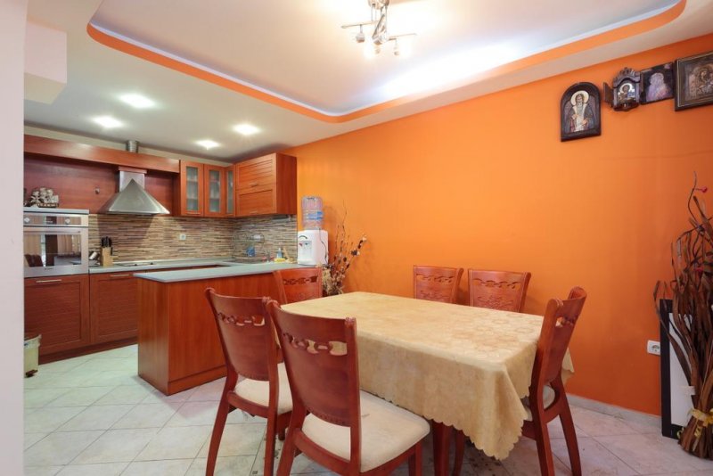 Къща за гости Елпида - Снимка 9