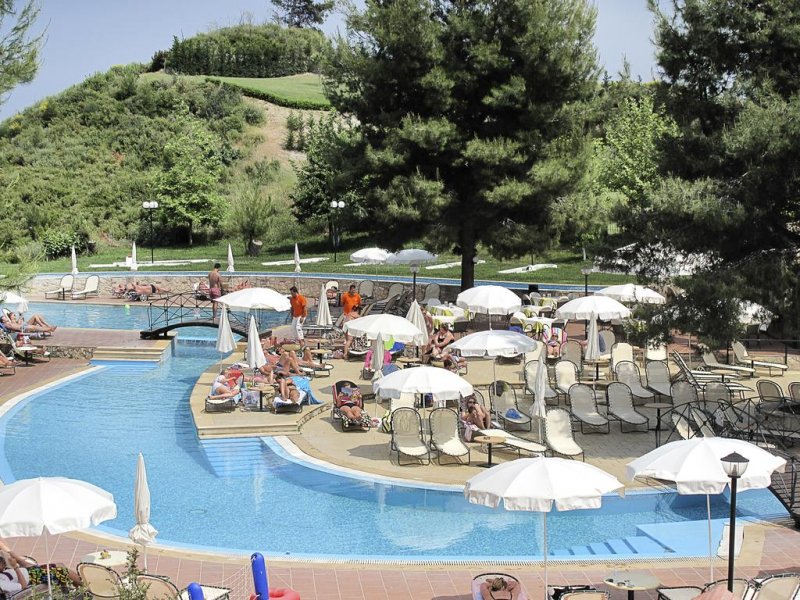 Lesse Hotel - Снимка 10