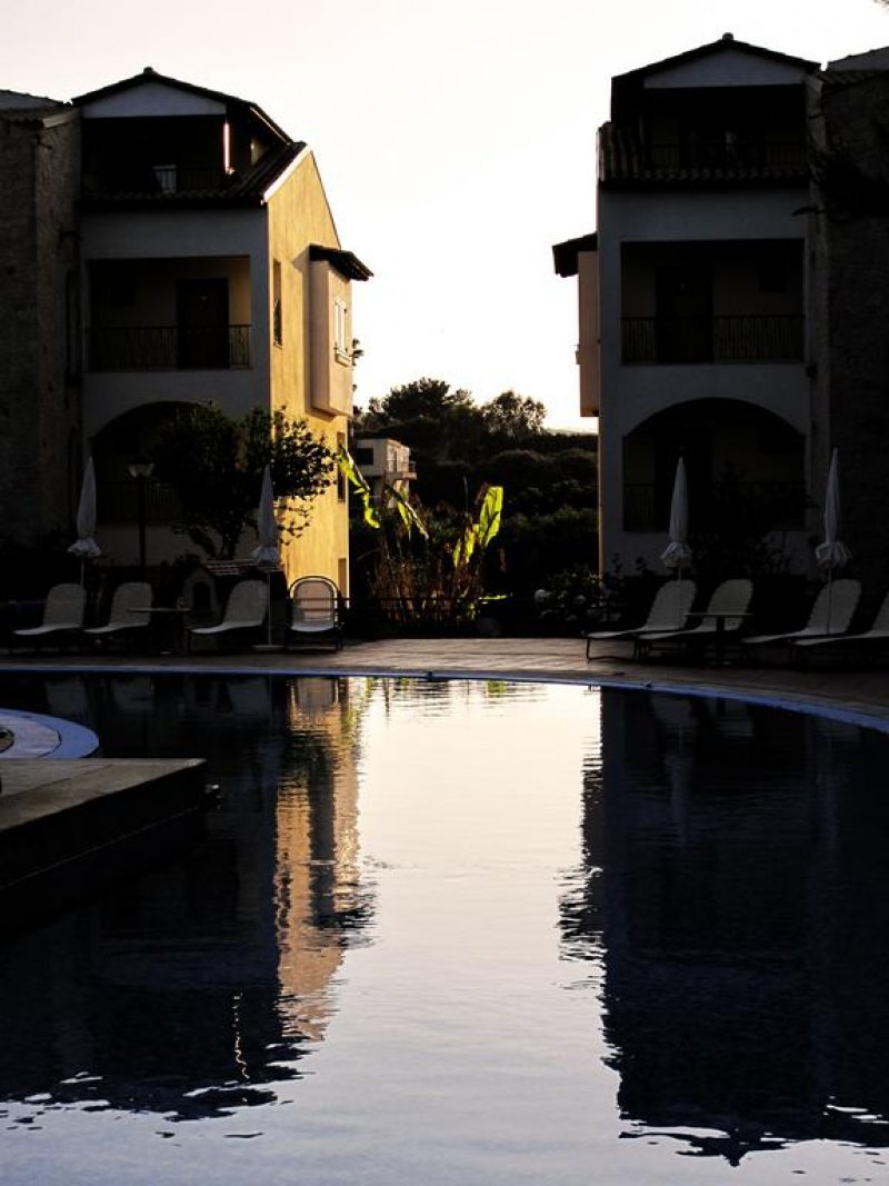 Lesse Hotel - Снимка 8