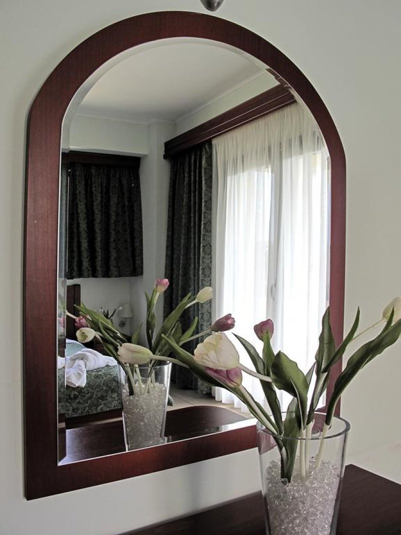 Lesse Hotel - Снимка 5