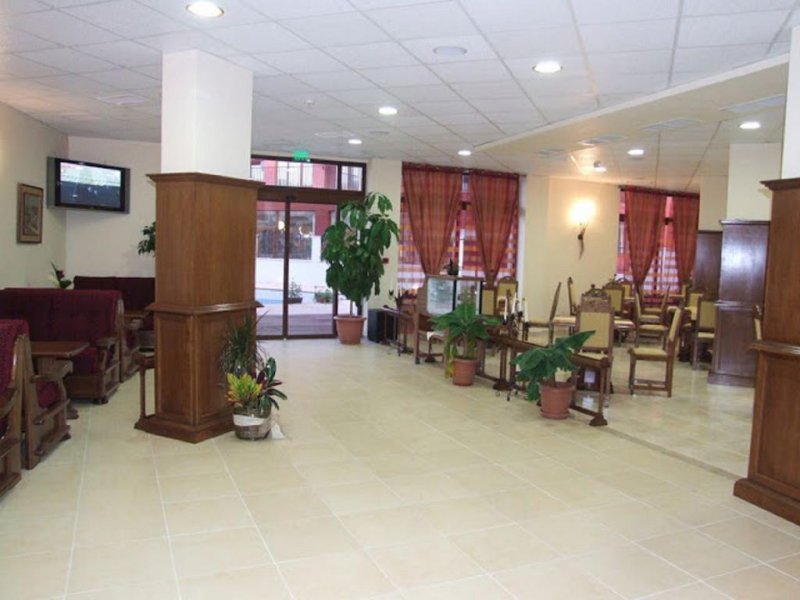 Вила Мария Ревас - Снимка 8