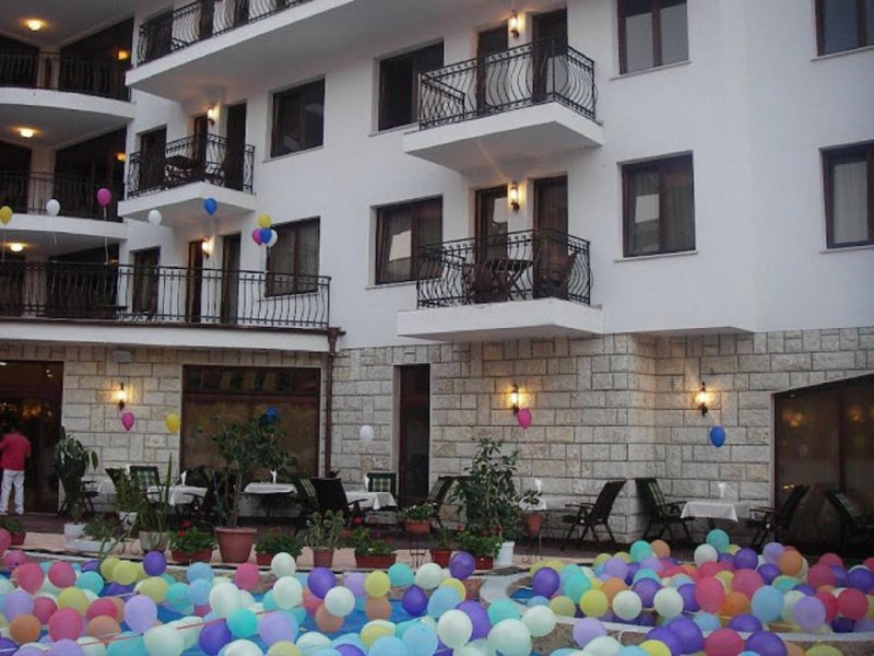 Вила Мария Ревас - Снимка 2