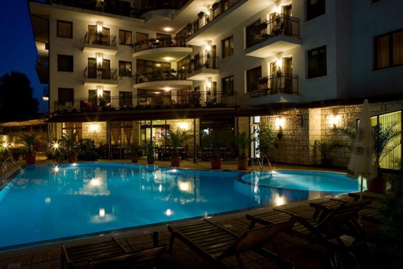 Вила Мария Ревас - Снимка 2