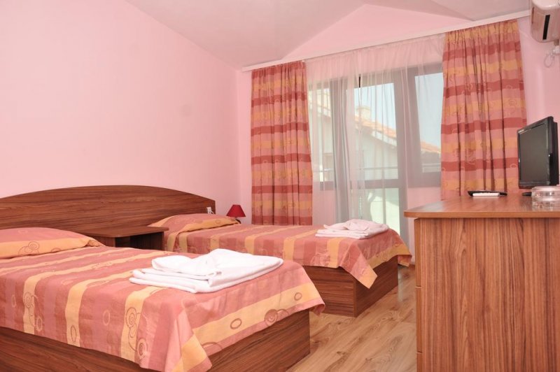 Хотел Жаки - Снимка 3