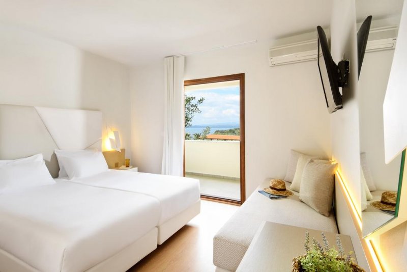 Akrathos Beach Hotel - Снимка 11