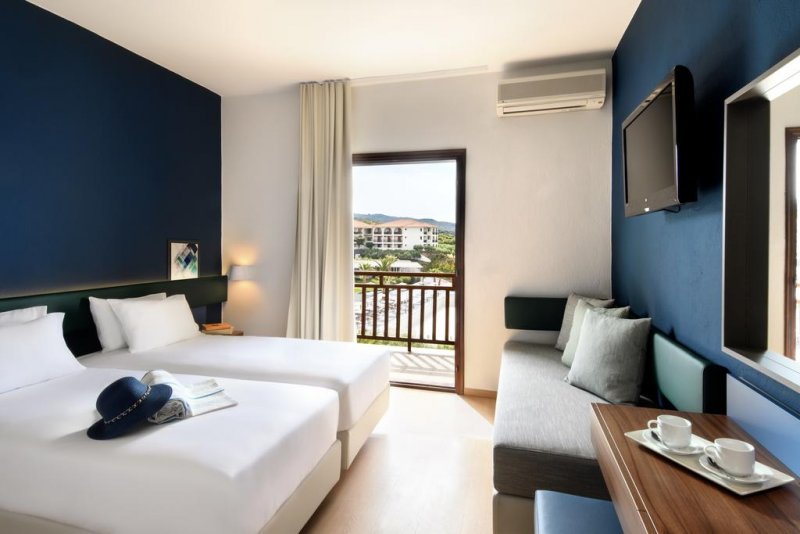 Akrathos Beach Hotel - Снимка 10