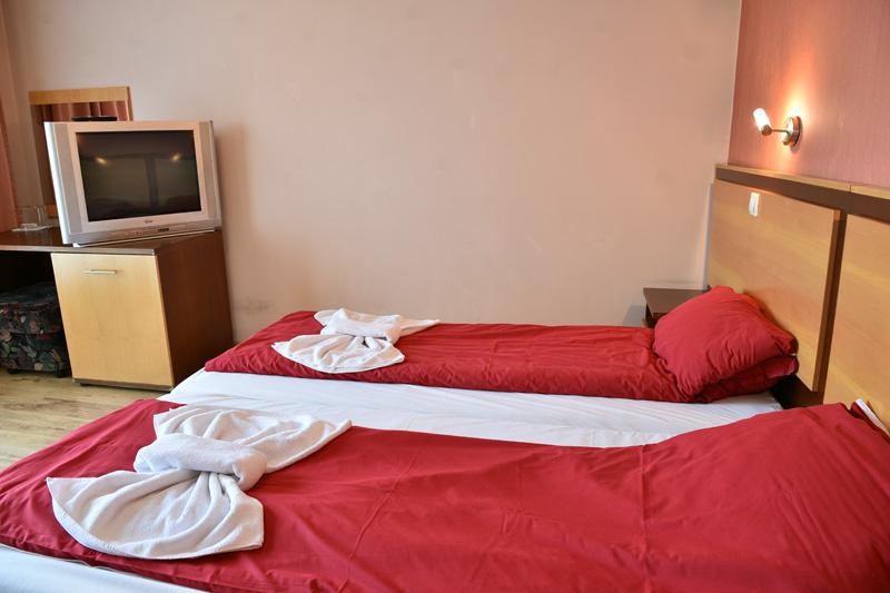 Хотел Виктория - Снимка 3