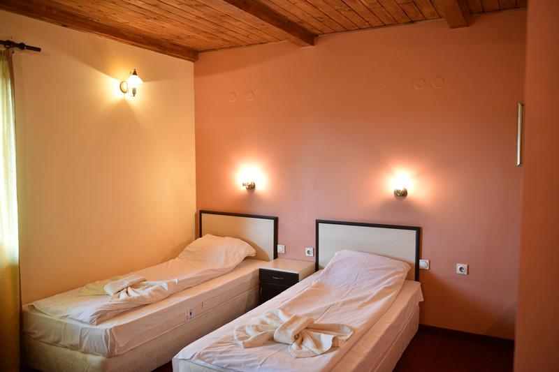 Хотел Виктория - Снимка 8