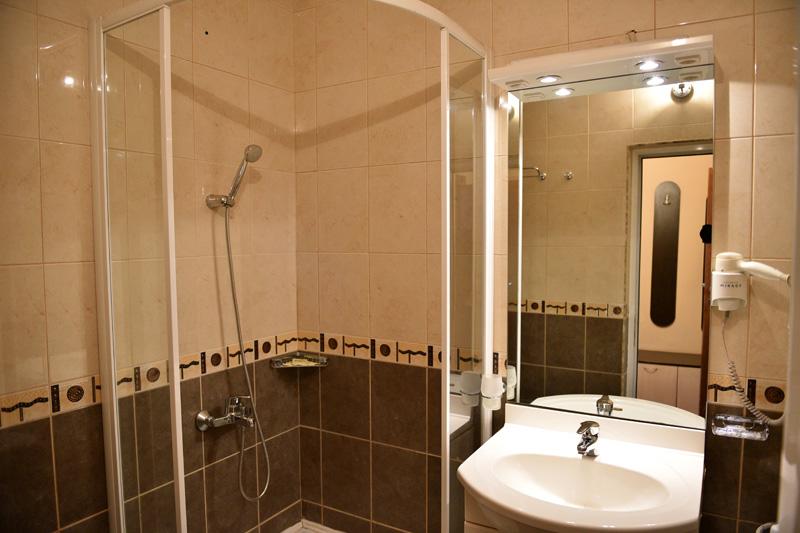 Хотел Виктория - Снимка 9